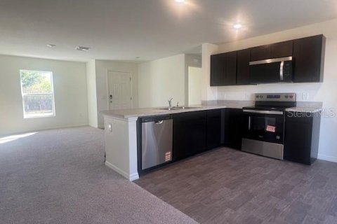 Casa en venta en Port Charlotte, Florida, 3 dormitorios, 115.48 m2 № 2118219 - foto 2