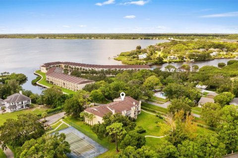 Townhouse in Oldsmar, Florida 3 bedrooms, 170.38 sq.m. № 2349993