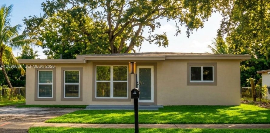 House in West Park, Florida 4 bedrooms, 123.84 sq.m. № 2397574