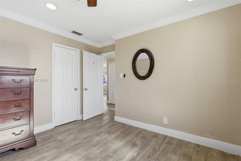 Купить виллу или дом в Тамарак, Флорида 2 спальни, 117.8м2, № 1996825 - фото 17