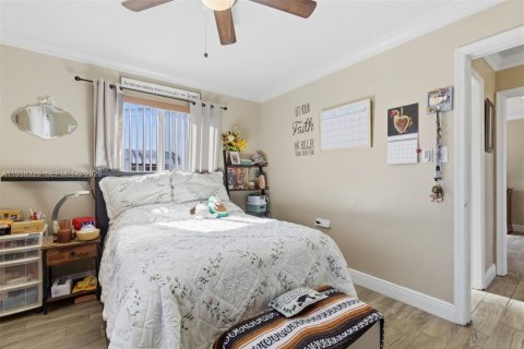 Купить виллу или дом в Тамарак, Флорида 2 спальни, 117.8м2, № 1996825 - фото 13