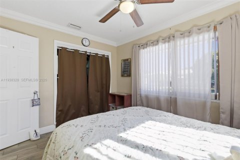 Купить виллу или дом в Тамарак, Флорида 2 спальни, 117.8м2, № 1996825 - фото 14