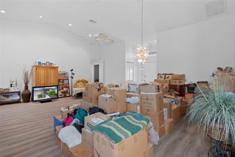 Villa ou maison à vendre à Spring Hill, Floride: 2 chambres, 165.46 m2 № 1612835 - photo 9