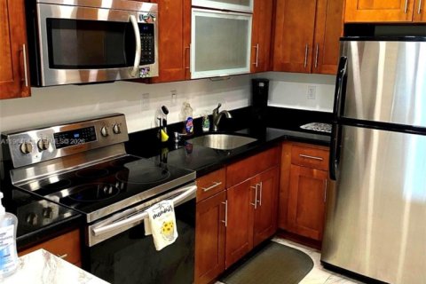 Condo in Aventura, Florida, 2 bedrooms  № 2028189 - photo 5