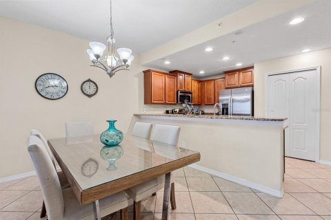 Villa ou maison à louer à Davenport, Floride: 2 chambres, 130.9 m2 № 2399113 - photo 3