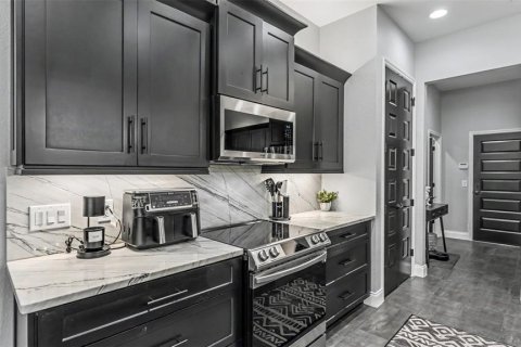 Villa ou maison à vendre à Lakeland, Floride: 4 chambres, 243.5 m2 № 2149409 - photo 17