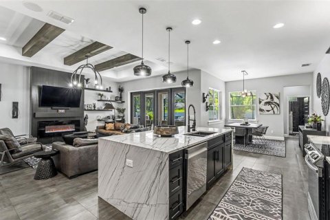 Villa ou maison à vendre à Lakeland, Floride: 4 chambres, 243.5 m2 № 2149409 - photo 13