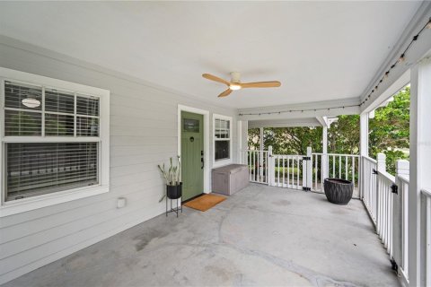 House in Lakeland, Florida 3 bedrooms, 155.24 sq.m. № 2287785 - photo 4