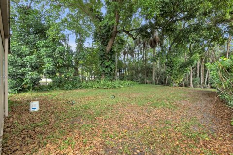 House in Coconut Creek, Florida 2 bedrooms, 119.57 sq.m. № 2064720 - photo 15