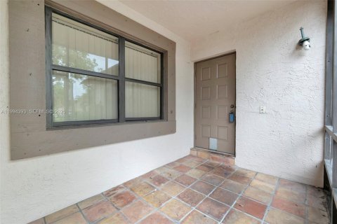 House in Coconut Creek, Florida 2 bedrooms, 119.57 sq.m. № 2064720 - photo 3
