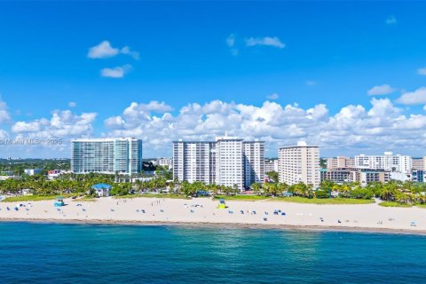 Купить кондоминиум в Помпано-Бич, Флорида 3 спальни, 148.64м2, № 1954400 - фото 21