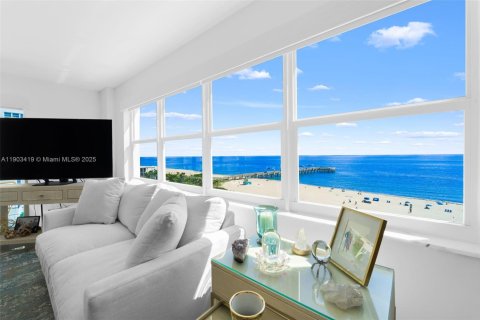 Купить кондоминиум в Помпано-Бич, Флорида 3 спальни, 148.64м2, № 1954400 - фото 10