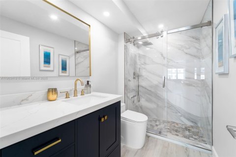 Купить кондоминиум в Помпано-Бич, Флорида 3 спальни, 148.64м2, № 1954400 - фото 15