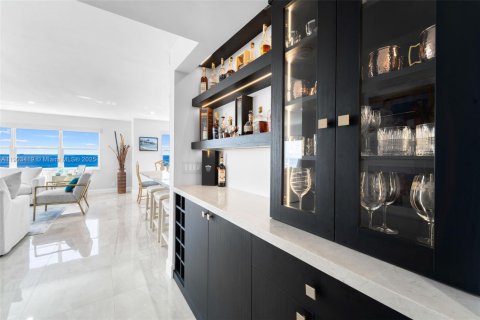 Купить кондоминиум в Помпано-Бич, Флорида 3 спальни, 148.64м2, № 1954400 - фото 11