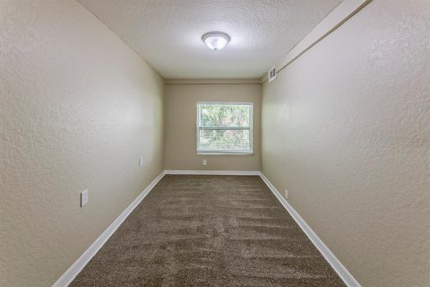 House in Sanford, Florida 5 bedrooms, 167.6 sq.m. № 1580134 - photo 27