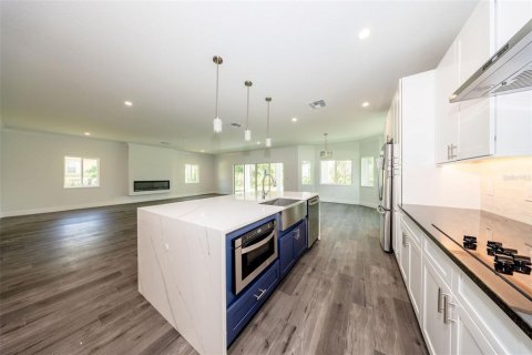 House in Deltona, Florida 4 bedrooms, 250.84 sq.m. № 1769188 - photo 30