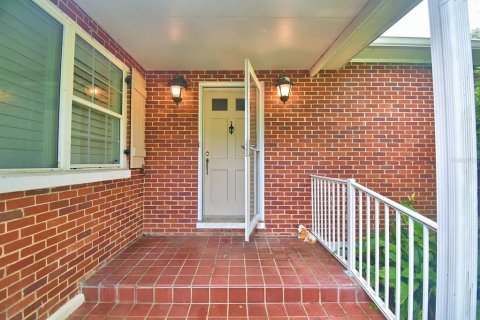 Casa en alquiler en Haines City, Florida, 3 dormitorios, 209.03 m2 № 1894173 - foto 3