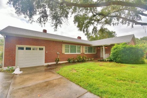 Casa en alquiler en Haines City, Florida, 3 dormitorios, 209.03 m2 № 1894173 - foto 2