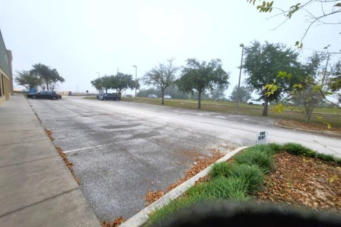 Commercial property in Haines City, Florida 141.4 sq.m. № 2197453 - photo 2