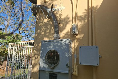 Купить виллу или дом в Майами, Флорида 154.87м2, № 2050503 - фото 12