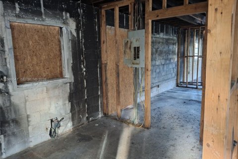 Купить виллу или дом в Майами, Флорида 154.87м2, № 2050503 - фото 30