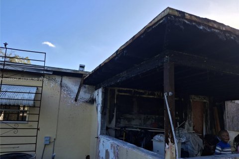 Купить виллу или дом в Майами, Флорида 154.87м2, № 2050503 - фото 15