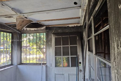 Купить виллу или дом в Майами, Флорида 154.87м2, № 2050503 - фото 6