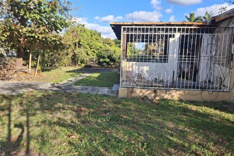 Купить виллу или дом в Майами, Флорида 154.87м2, № 2050503 - фото 19