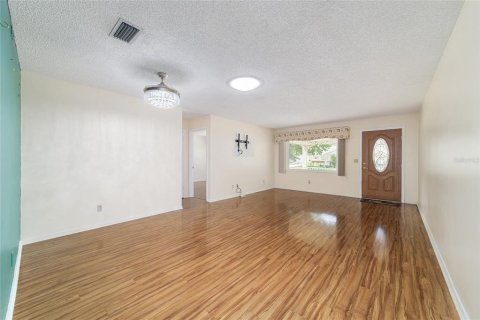 House in Ocala, Florida 2 bedrooms, 143.16 sq.m. № 1796046 - photo 17