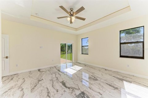 Casa en venta en Port Charlotte, Florida, 3 dormitorios, 154.22 m2 № 1114533 - foto 16