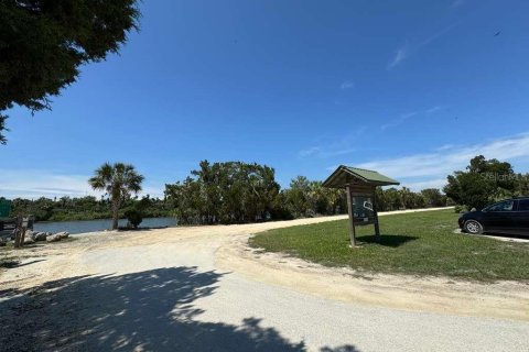 Land in Citrus Springs, Florida № 2118485 - photo 4