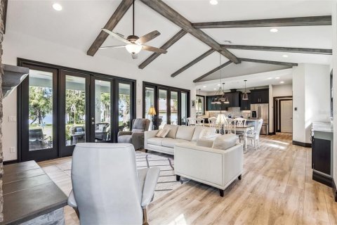 Villa ou maison à vendre à Lake Mary, Floride: 2 chambres, 193.89 m2 № 2388183 - photo 7