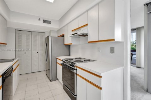 Condominio en venta en Aventura, Florida, 2 dormitorios, 134.43 m2 № 1698032 - foto 22