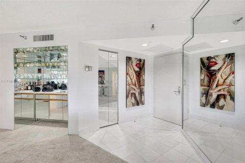 Condominio en venta en Aventura, Florida, 2 dormitorios, 134.43 m2 № 1698032 - foto 15