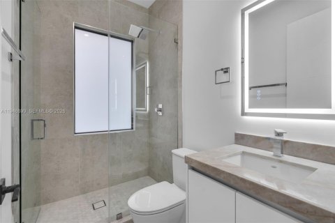 Купить виллу или дом в Майами, Флорида 4 спальни, № 2002653 - фото 24