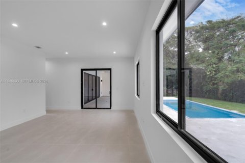 Купить виллу или дом в Майами, Флорида 4 спальни, № 2002653 - фото 25