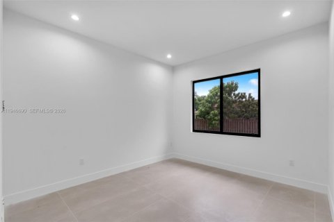 Купить виллу или дом в Майами, Флорида 4 спальни, № 2002653 - фото 20