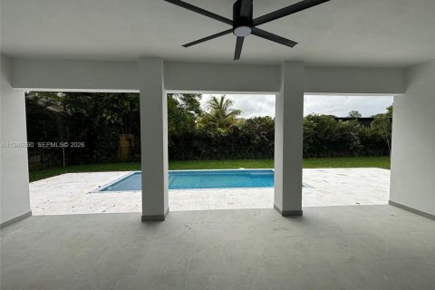 Casa en venta en Miami, Florida, 4 dormitorios № 2002653 - foto 7