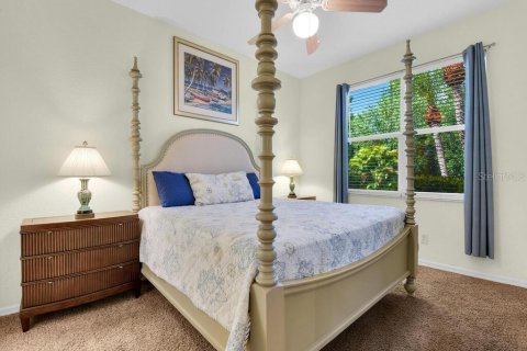 House in North Fort Myers, Florida 3 bedrooms, 121.24 sq.m. № 1821088 - photo 13