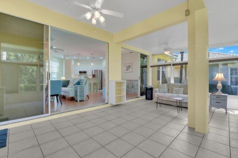 House in North Fort Myers, Florida 3 bedrooms, 121.24 sq.m. № 1821088 - photo 25