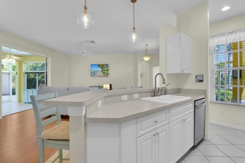 House in North Fort Myers, Florida 3 bedrooms, 121.24 sq.m. № 1821088 - photo 8