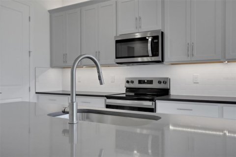 Casa en venta en Punta Gorda, Florida, 4 dormitorios, 207.64 m2 № 1899323 - foto 14