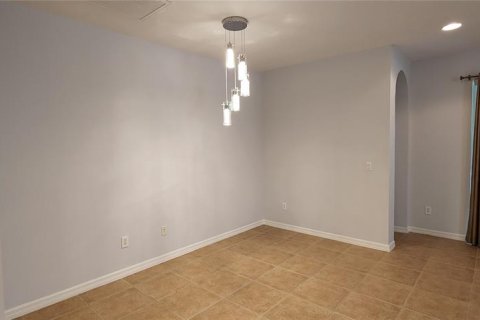 Снять в аренду виллу или дом в Уинтер-Гарден, Флорида 5 комнат, 188.22м2, № 1622906 - фото 28