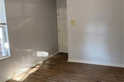 Снять в аренду виллу или дом в Уинтер-Гарден, Флорида 5 комнат, 188.22м2, № 1622906 - фото 7