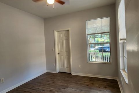 Снять в аренду виллу или дом в Уинтер-Гарден, Флорида 5 комнат, 188.22м2, № 1622906 - фото 11