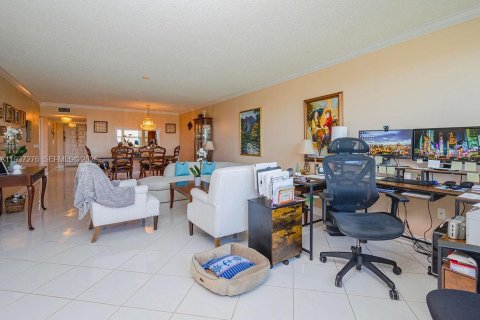 Copropriété à vendre à Sunrise, Floride: 2 chambres, 127.28 m2 № 1995133 - photo 24