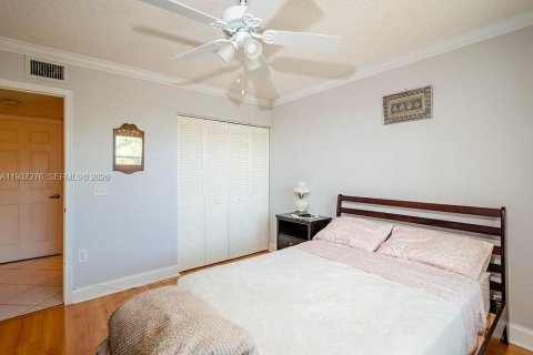 Copropriété à vendre à Sunrise, Floride: 2 chambres, 127.28 m2 № 1995133 - photo 13