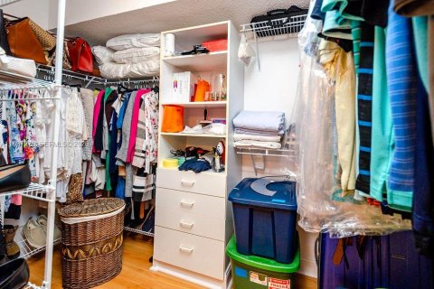 Copropriété à vendre à Sunrise, Floride: 2 chambres, 127.28 m2 № 1995133 - photo 30