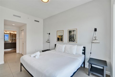 Купить кондоминиум в Дорал, Флорида 2 спальни, 94.39м2, № 2049111 - фото 16