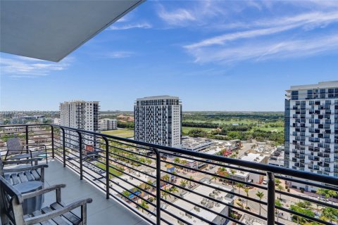 Купить кондоминиум в Дорал, Флорида 2 спальни, 94.39м2, № 2049111 - фото 6